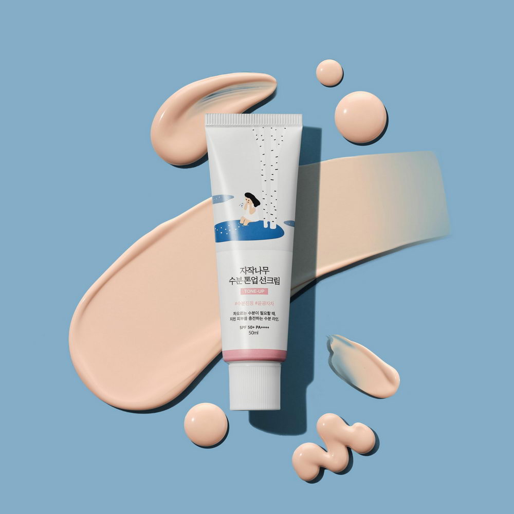 Тонувальний сонцезахисний крем з березовим соком ROUND LAB Birch Juice Moisturizing Tone Up Sunscreen 50 ml
